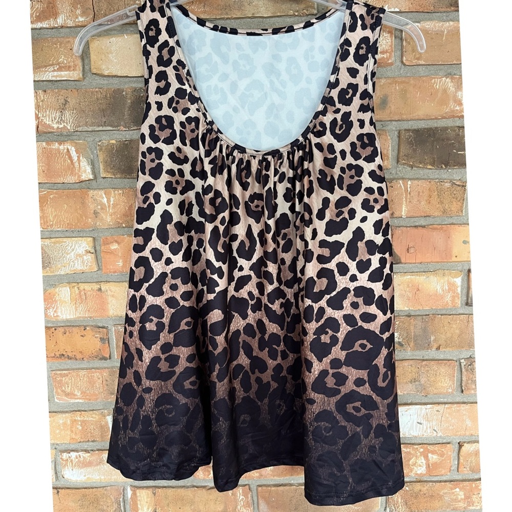 Emery Rose Women’s Plus Size Ombré Leopard Print Loose Tank Top Size 0X